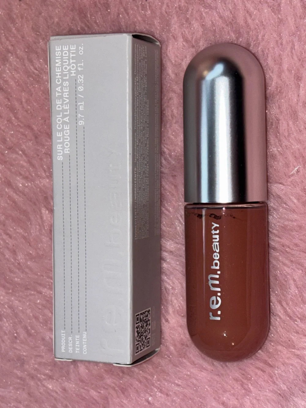 r.e.m. beauty On Your Collar Liquid Lipstick